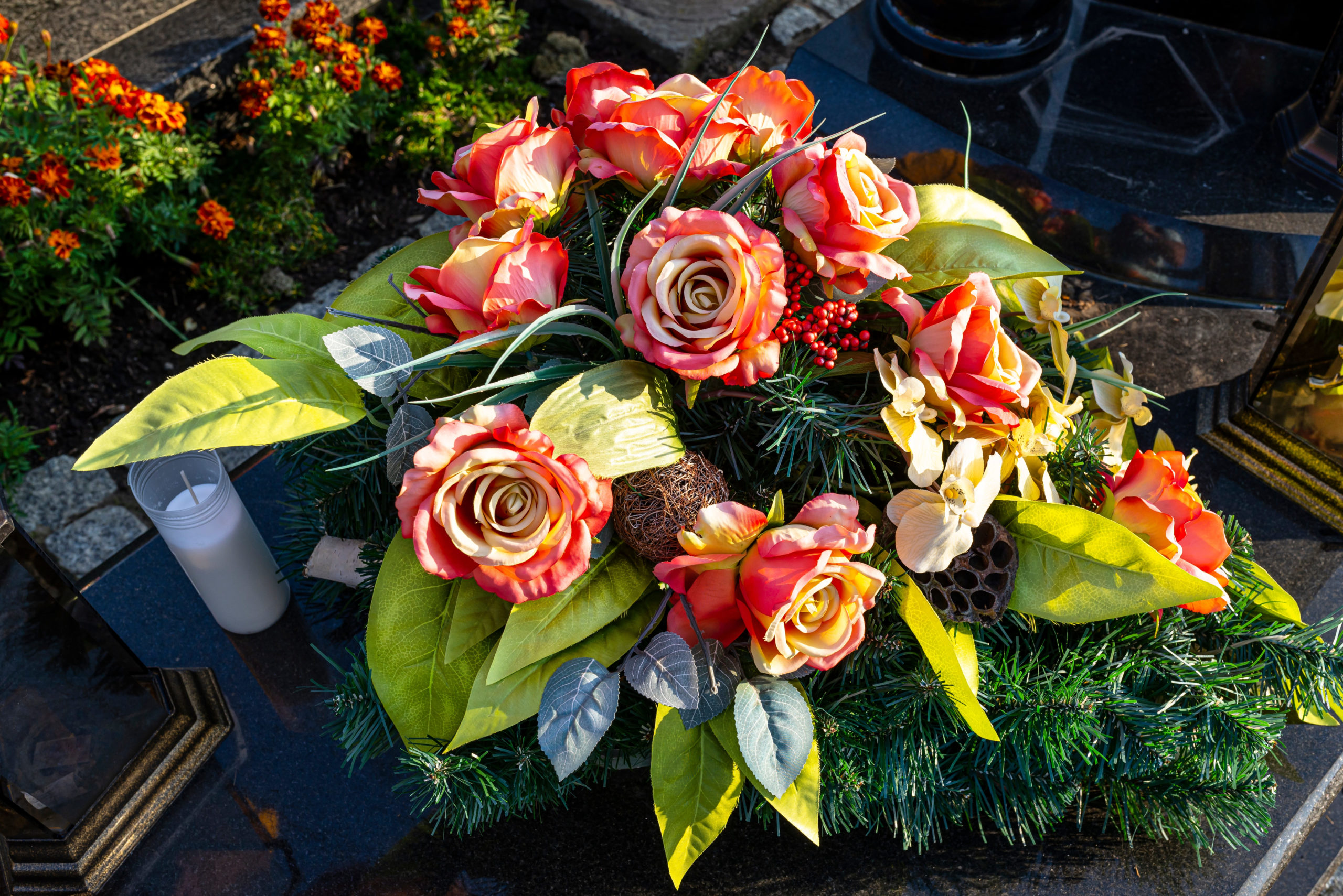 Composition florale de deuil : quelle fleur choisir et que signifie-t-elle ?