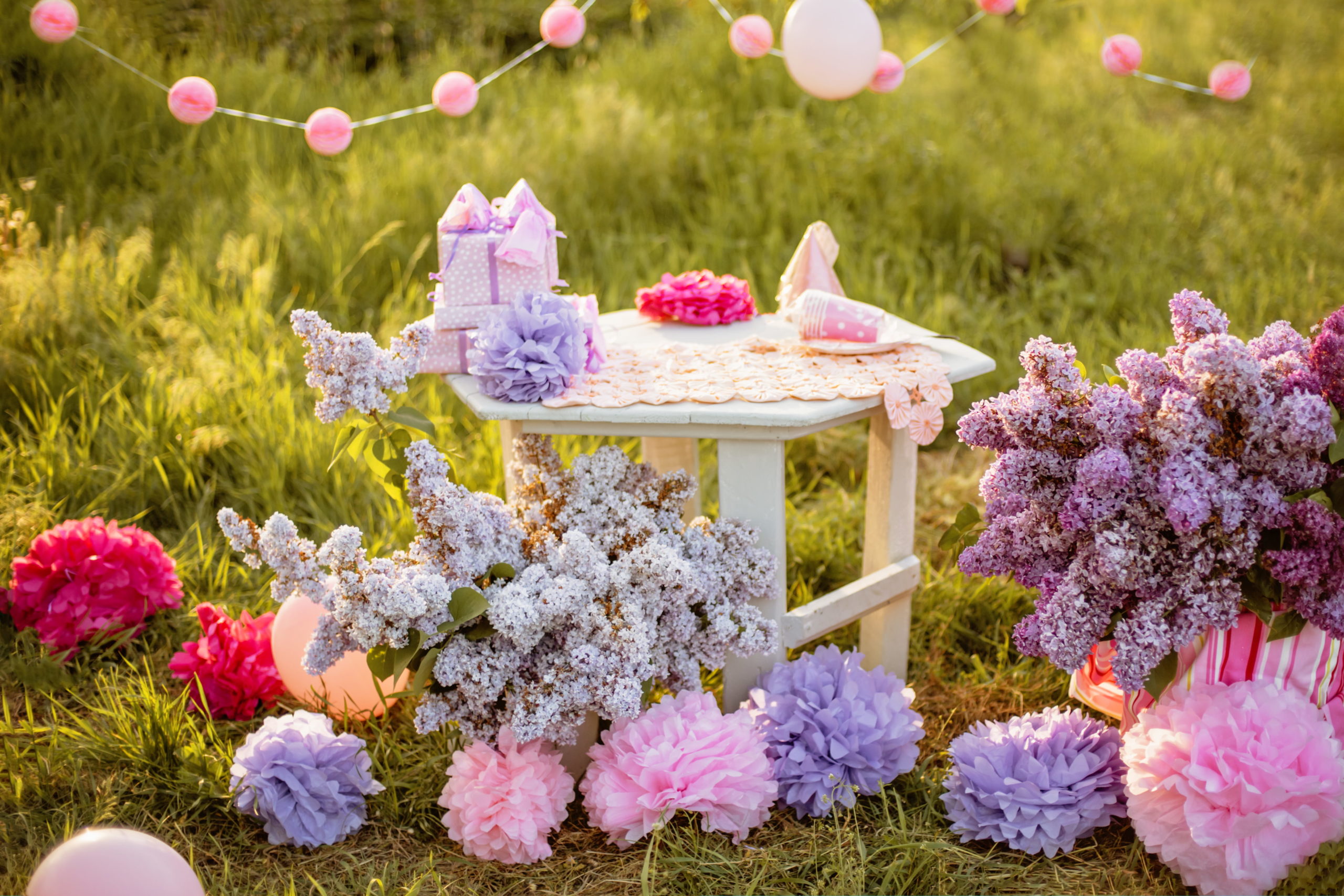 Une fête d’été tout en rose et mauve